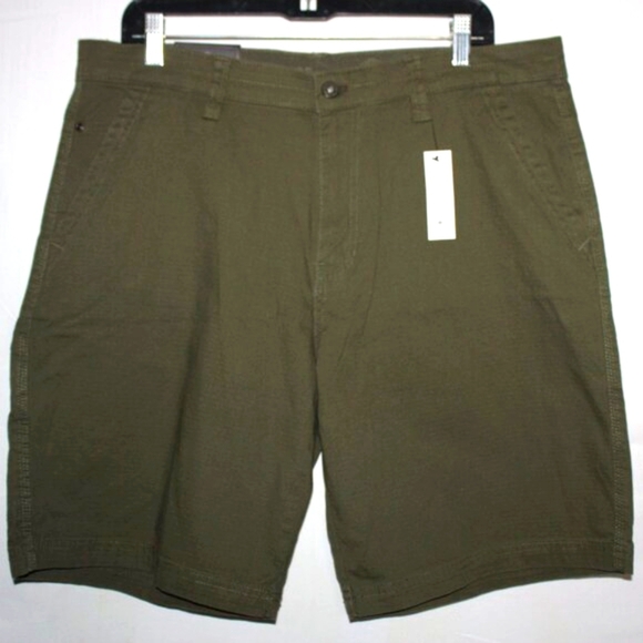 Weatherproof Trail Quality Cargo Shorts 36 NWT โ Stretch, Flex Waist, Security P - Picture 1 of 8